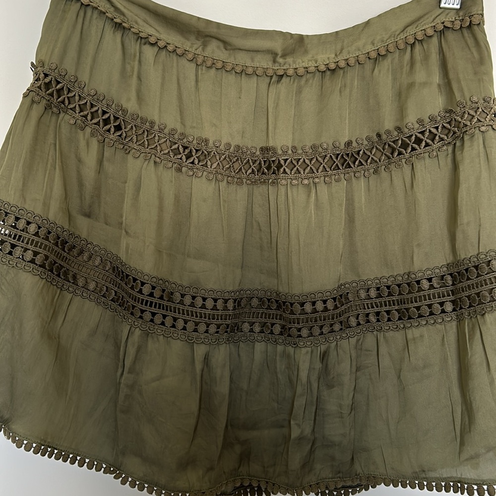 White House Black Market Military Skirt Olive Green Size SP Tiered Lace Trim - Picture 11 of 12